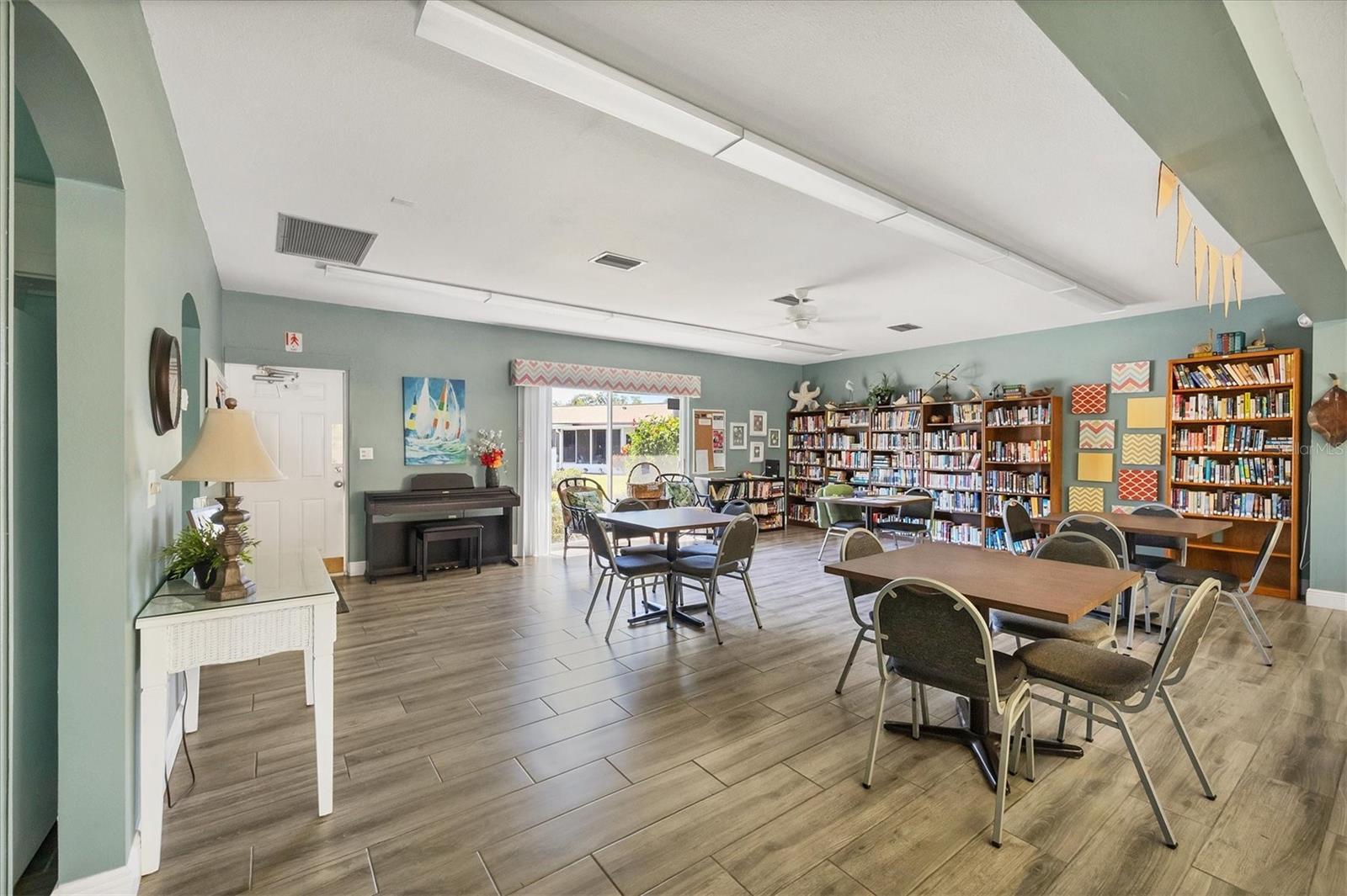 2807 SWIFTON DR #3, SARASOTA, FL, 34231