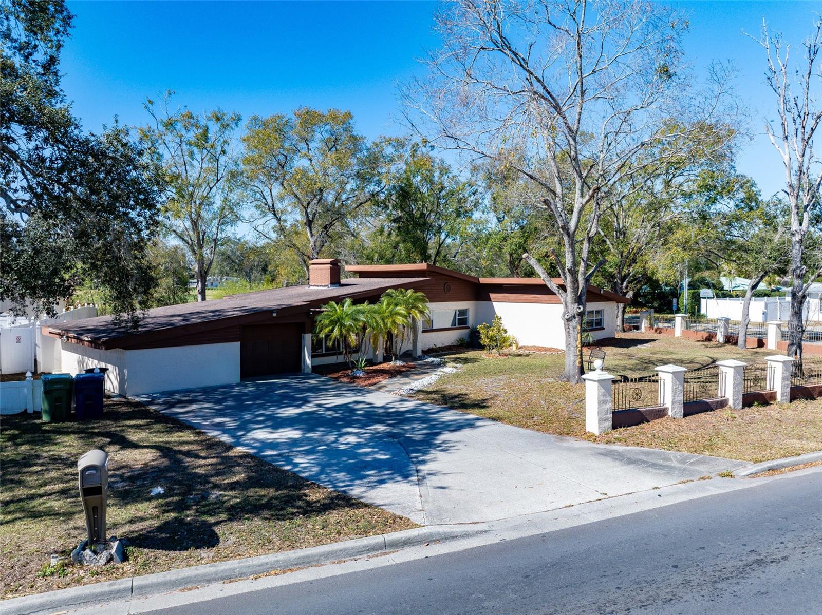 11608 N BOULEVARD, TAMPA, FL, 33612