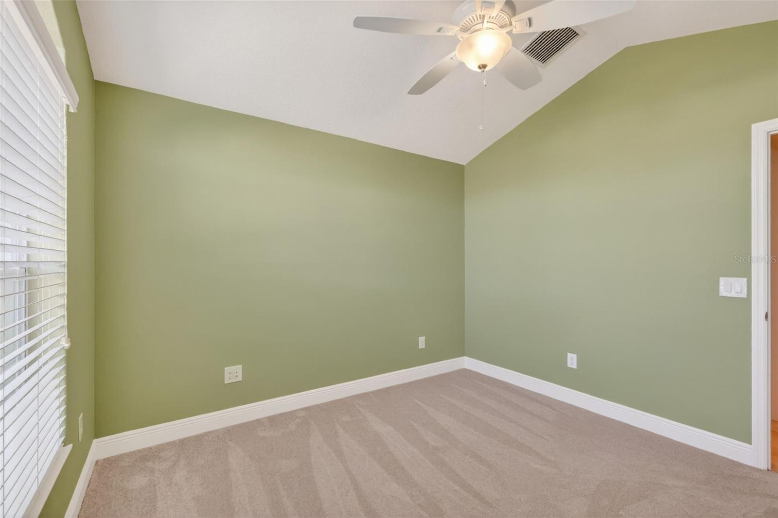 1586 LEMON LOOP, THE VILLAGES, FL, 32163