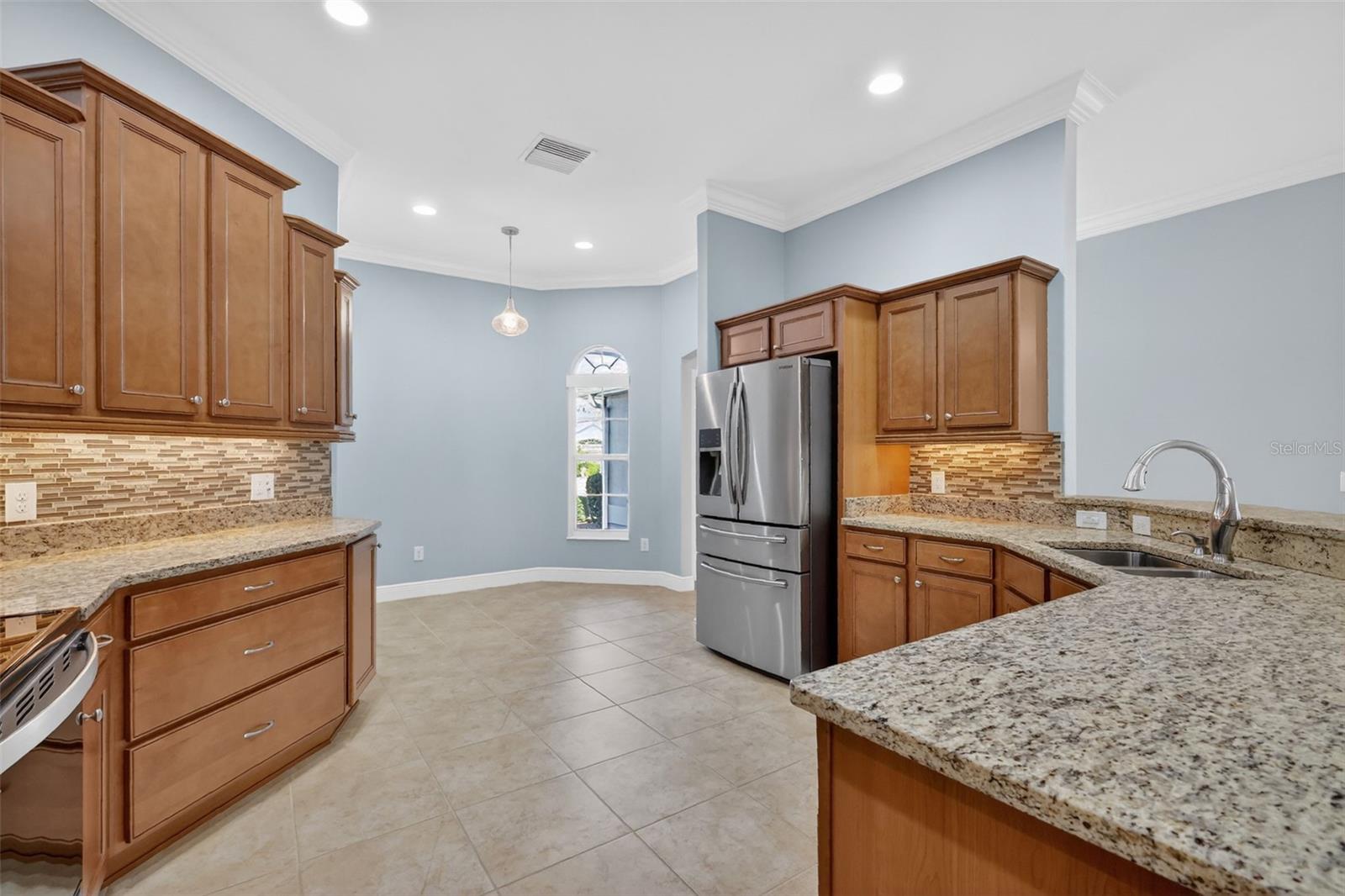 1586 LEMON LOOP, THE VILLAGES, FL, 32163