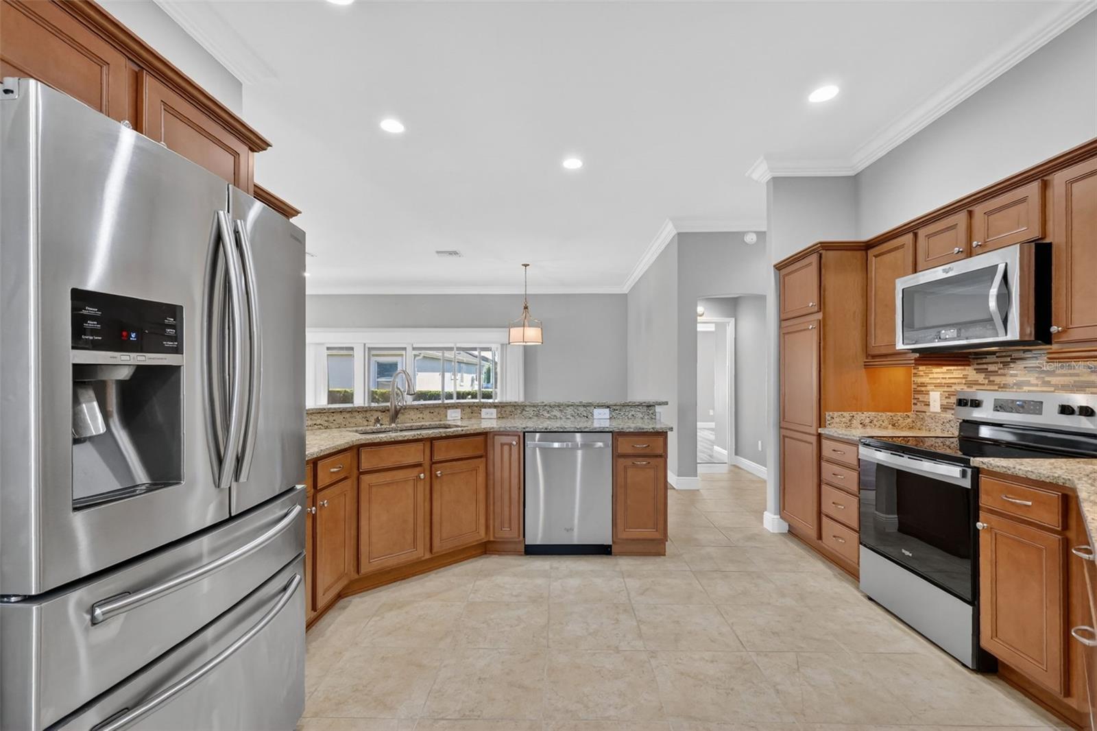 1586 LEMON LOOP, THE VILLAGES, FL, 32163