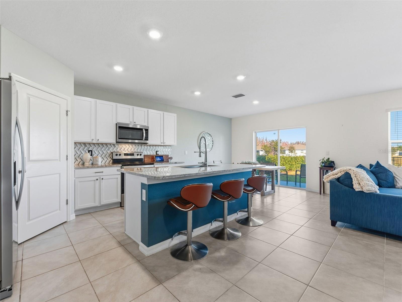 32577 KOBUK VALLEY AVE, WESLEY CHAPEL, FL, 33543