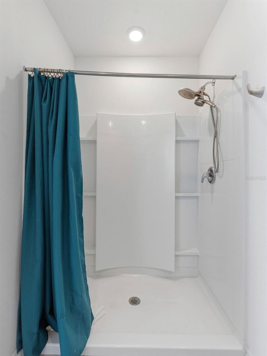 32577 KOBUK VALLEY AVE, WESLEY CHAPEL, FL, 33543