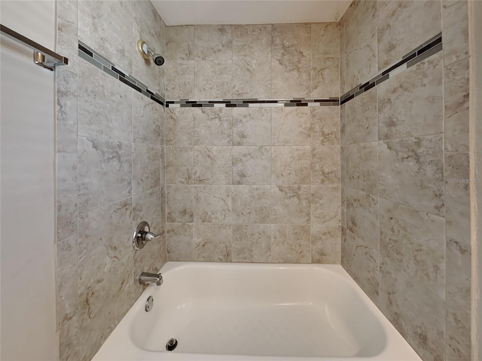 1333 SALISBURY DR, WINTER HAVEN, FL, 33881