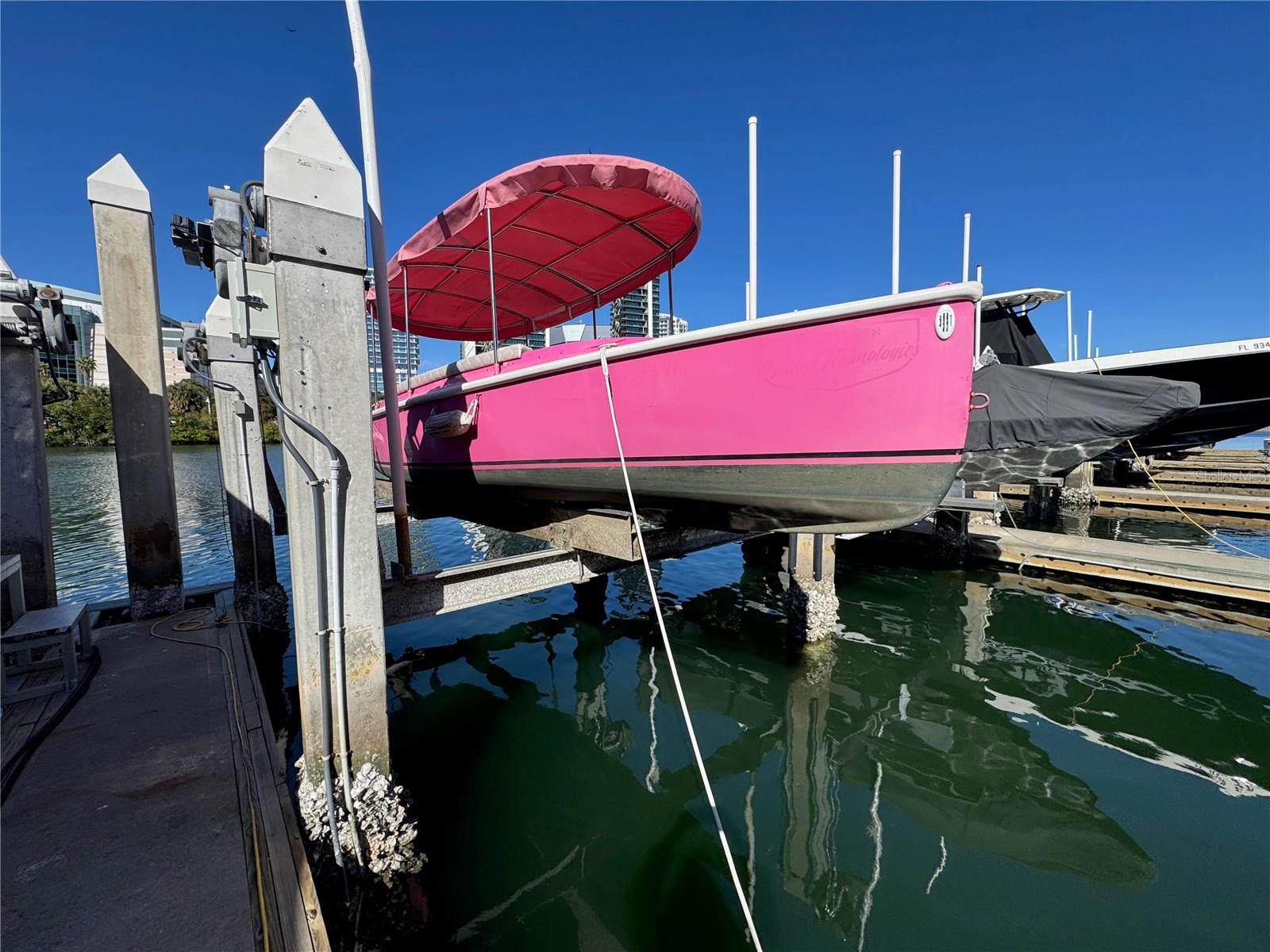 13 CRIMSON HARBOUR MARINA #15, TAMPA, FL, 33602