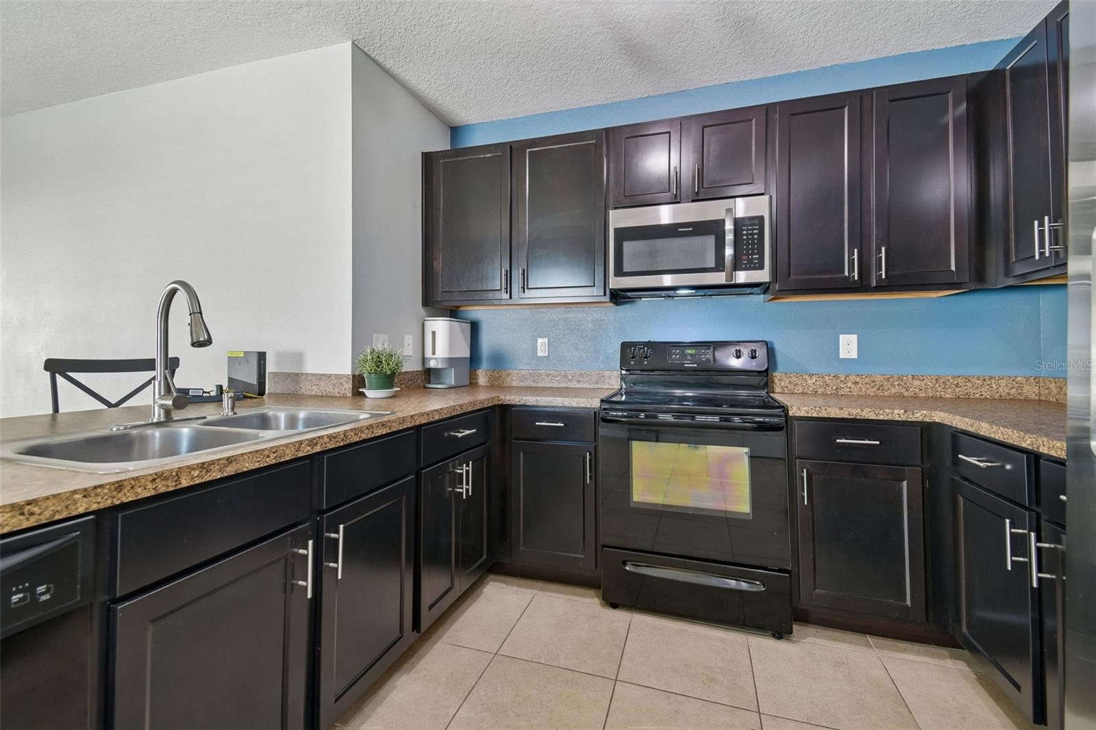 10104 HAWK STORM AVE, TAMPA, FL, 33610