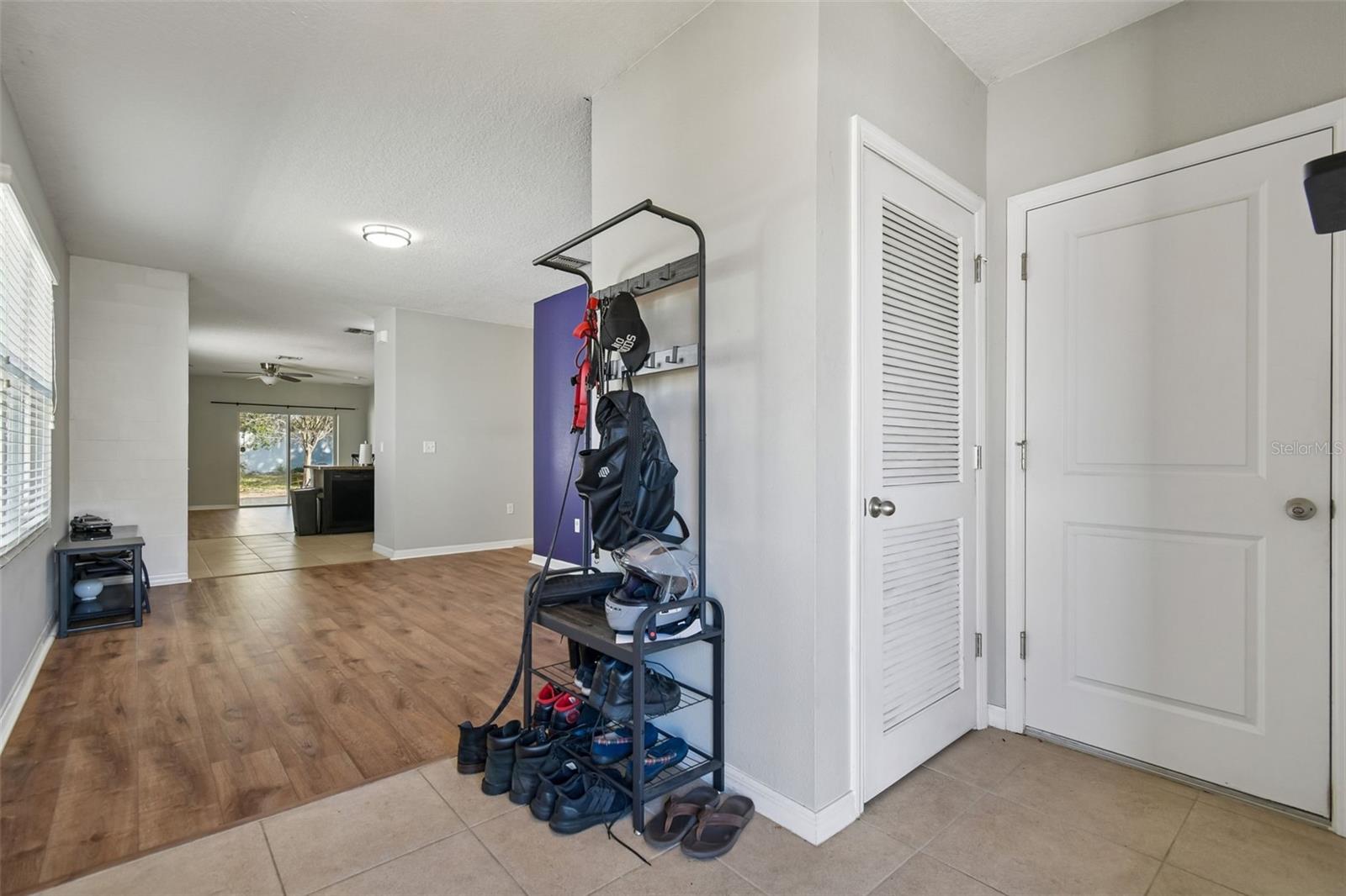 10104 HAWK STORM AVE, TAMPA, FL, 33610