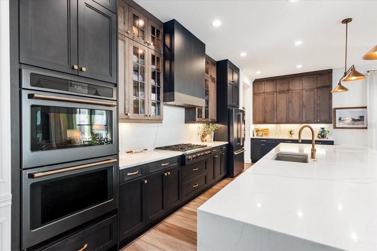 6349 ISLA DEL RAY AVE, SARASOTA, FL, 34240