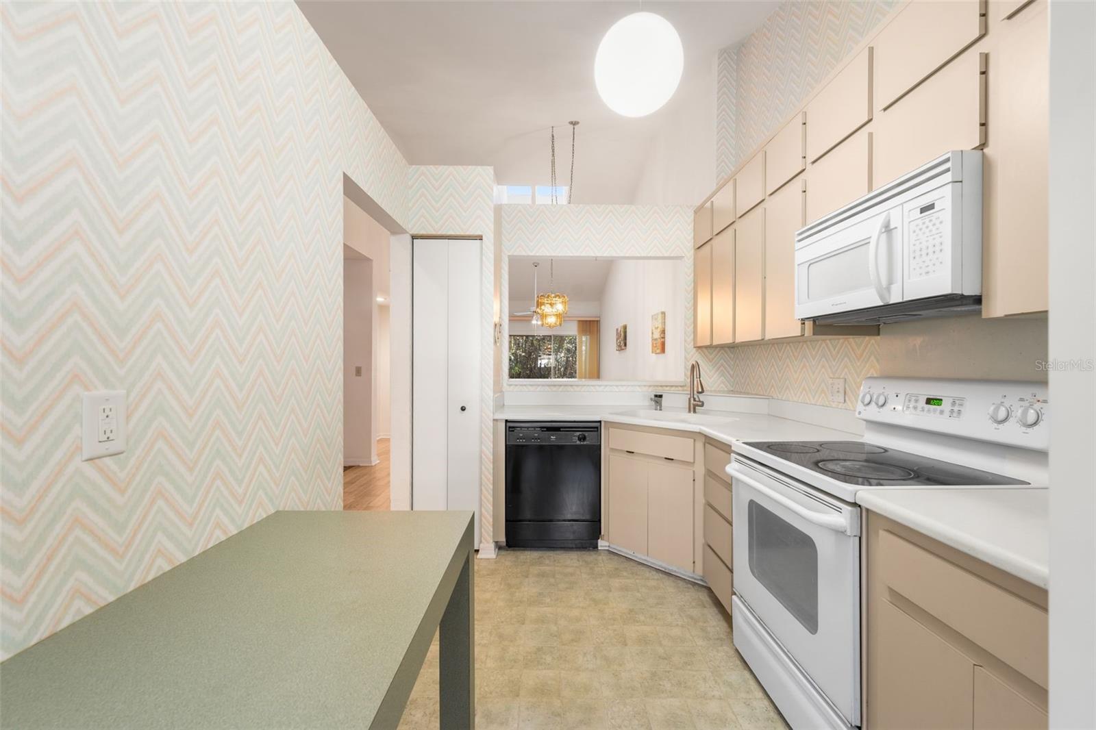 815 SW 51ST WAY #815, GAINESVILLE, FL, 32607