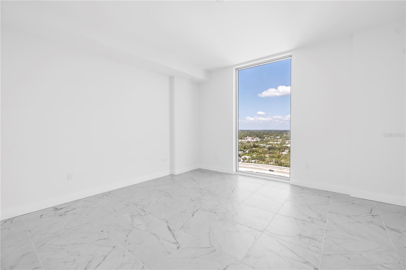 777 3RD AVE N #1703, ST PETERSBURG, FL, 33701