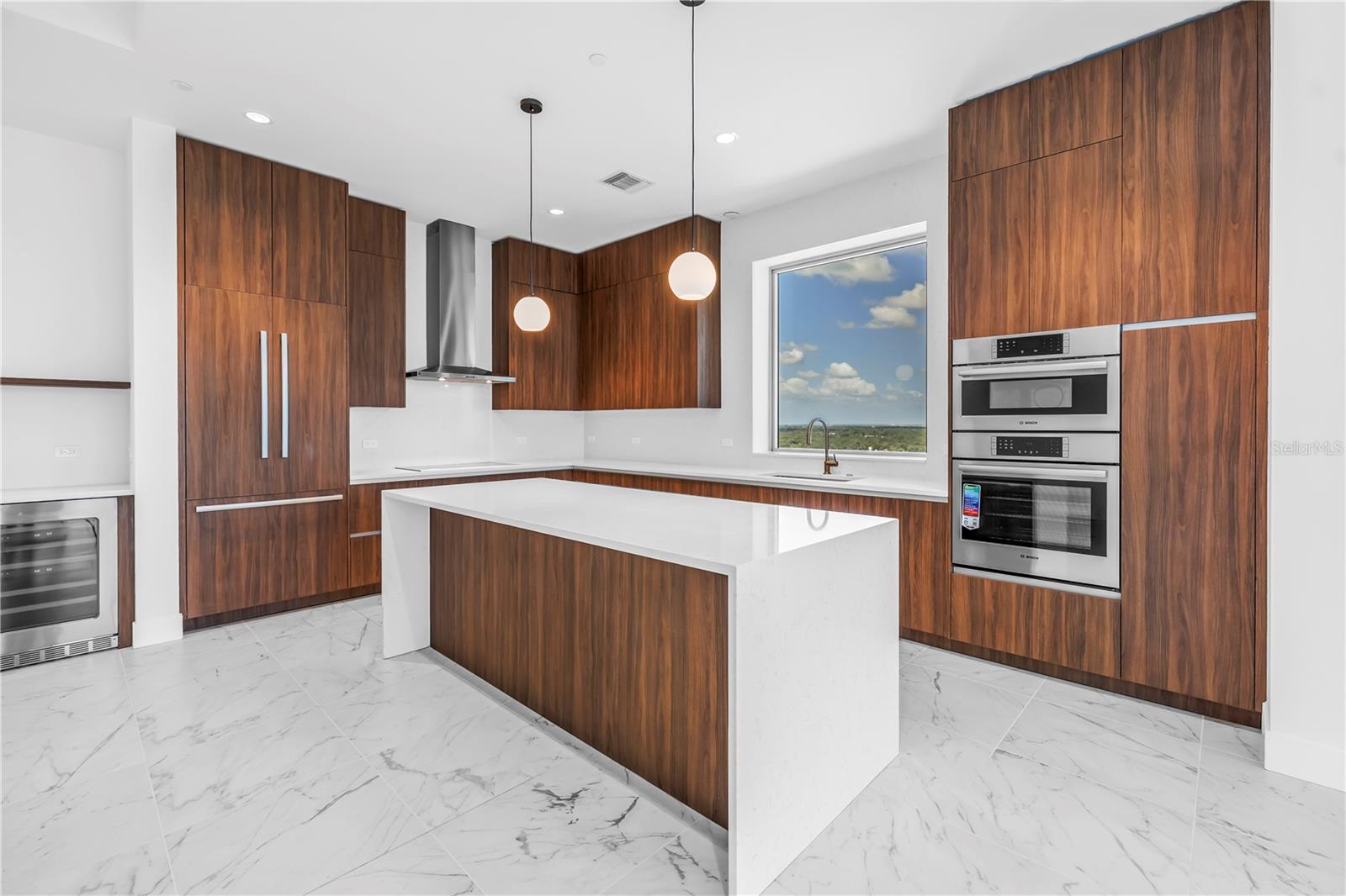 777 3RD AVE N #1703, ST PETERSBURG, FL, 33701