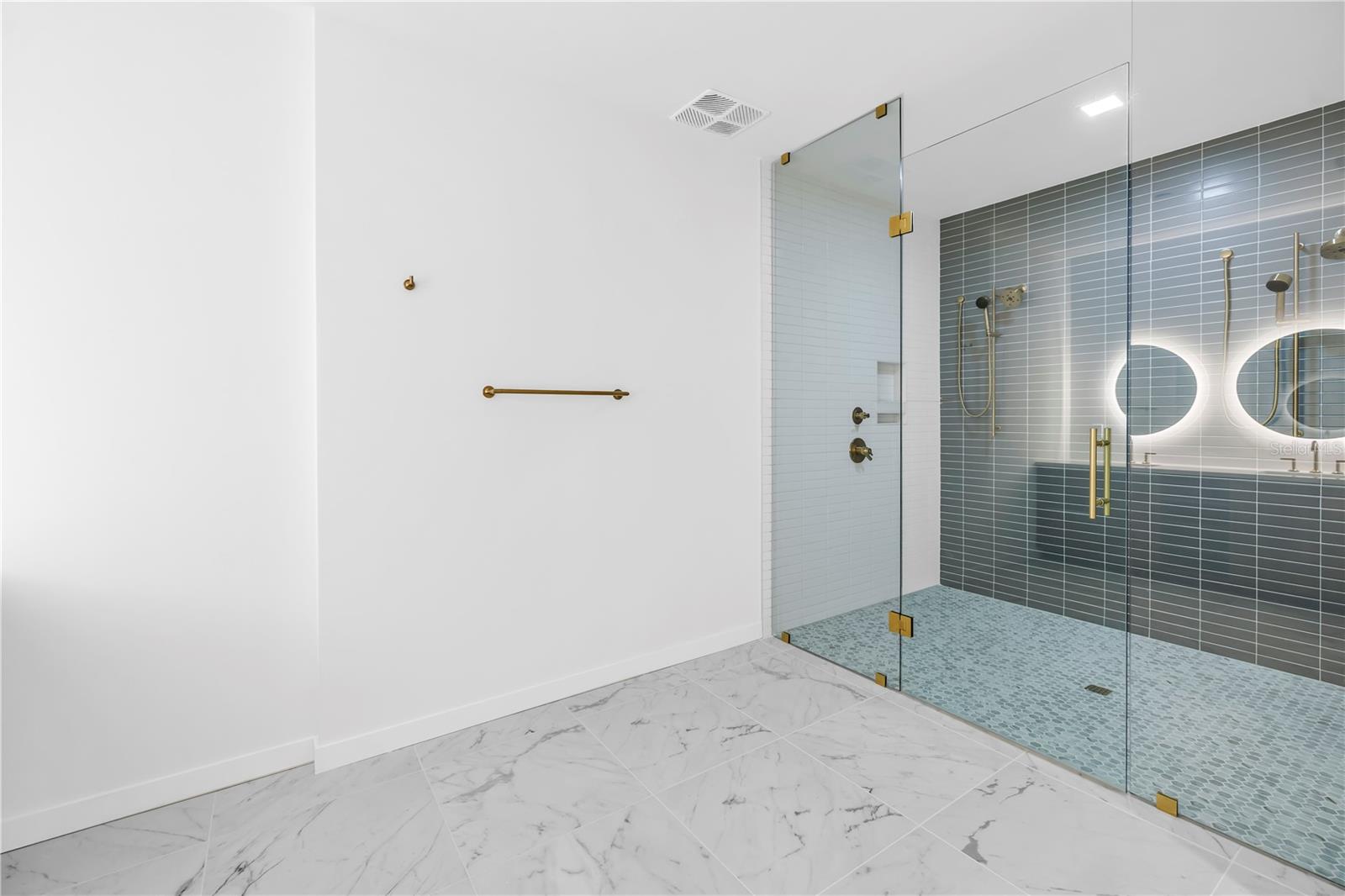 777 3RD AVE N #1703, ST PETERSBURG, FL, 33701