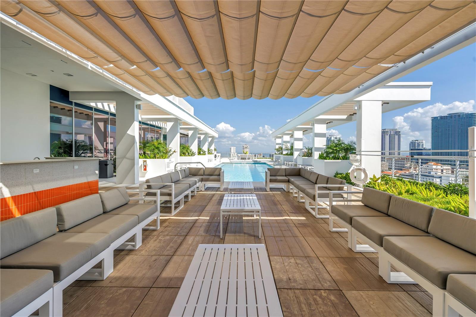 777 3RD AVE N #1703, ST PETERSBURG, FL, 33701