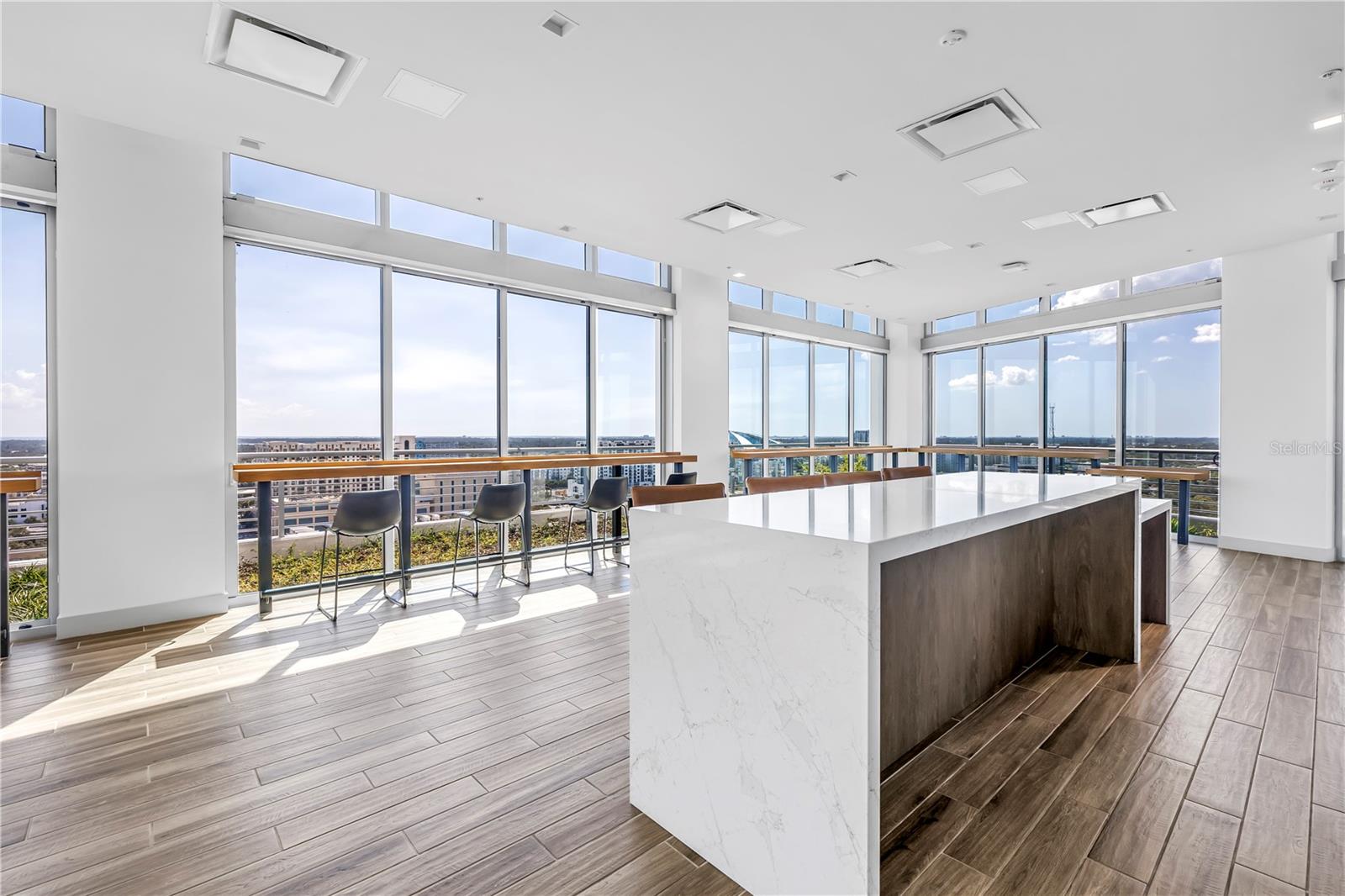 777 3RD AVE N #1703, ST PETERSBURG, FL, 33701