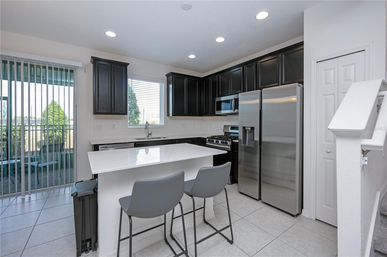 6256 CAMINO DR, APOLLO BEACH, FL, 33572