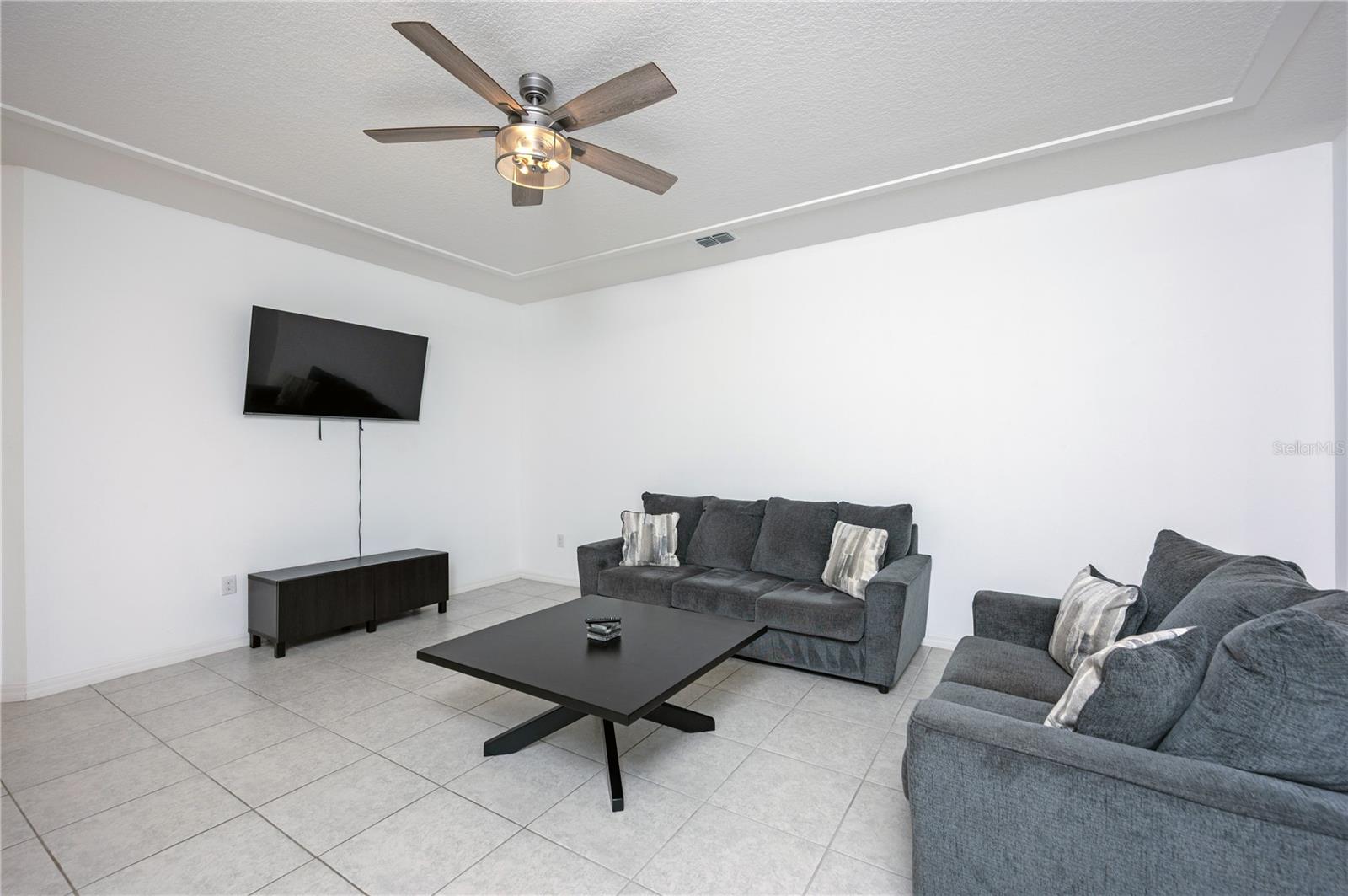 6256 CAMINO DR, APOLLO BEACH, FL, 33572