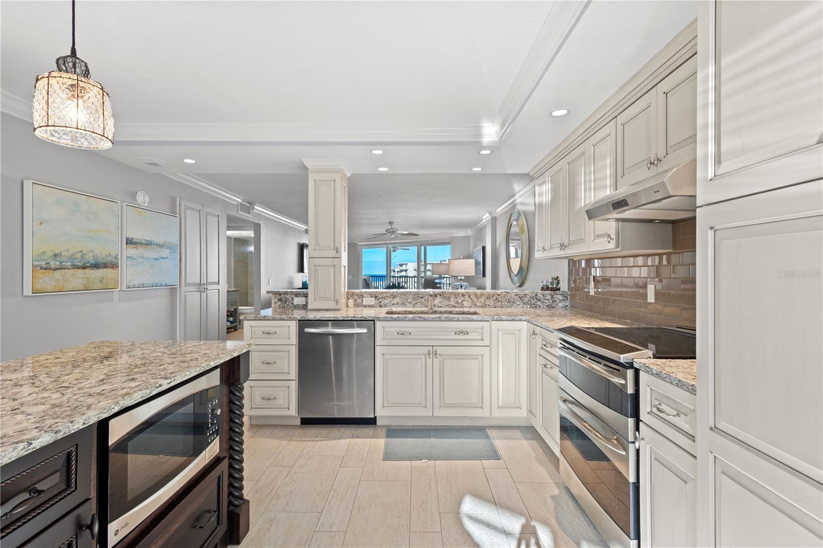 5880 MIDNIGHT PASS RD #804, SARASOTA, FL, 34242