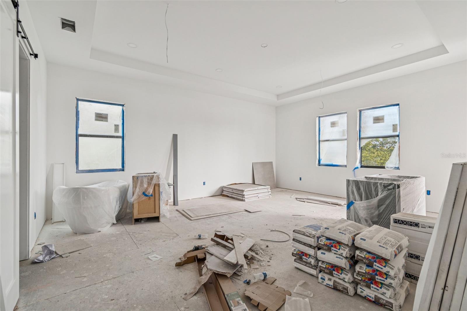 TB8470354 Property Photo