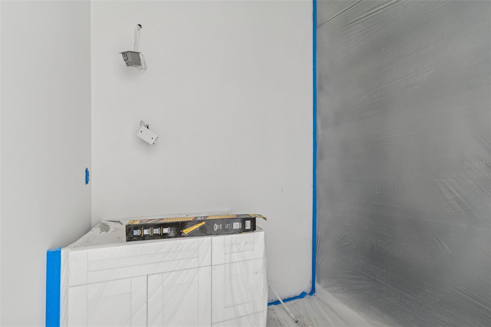 TB8470354 Property Photo