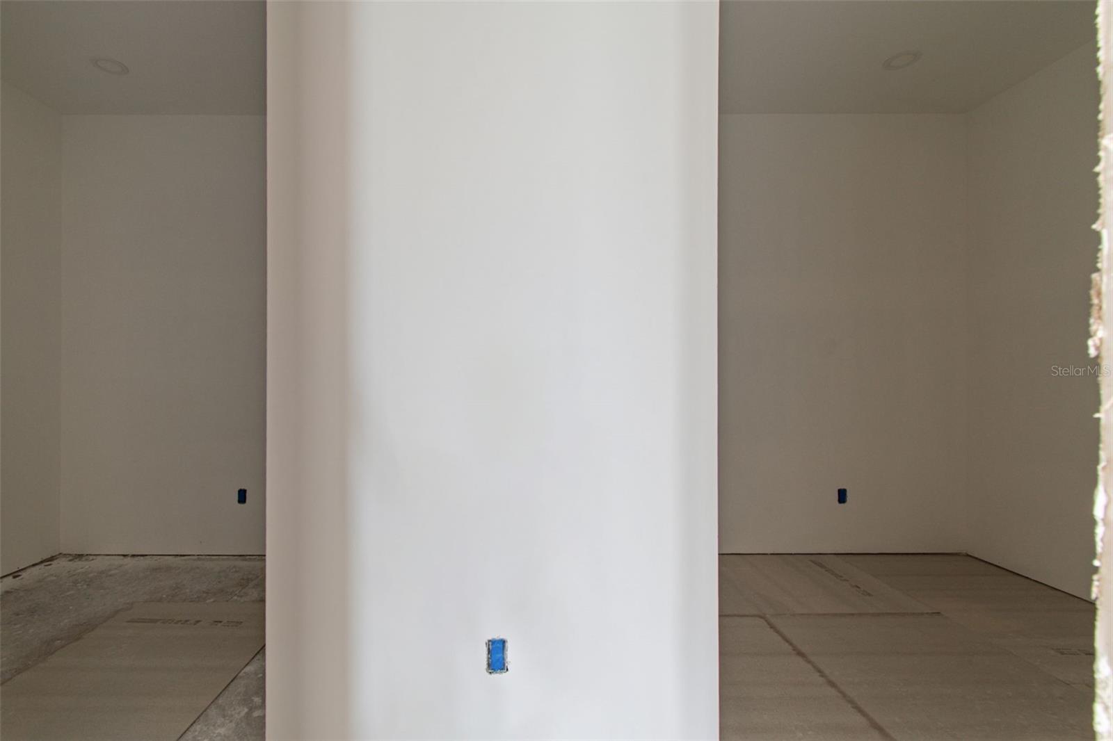 TB8470354 Property Photo