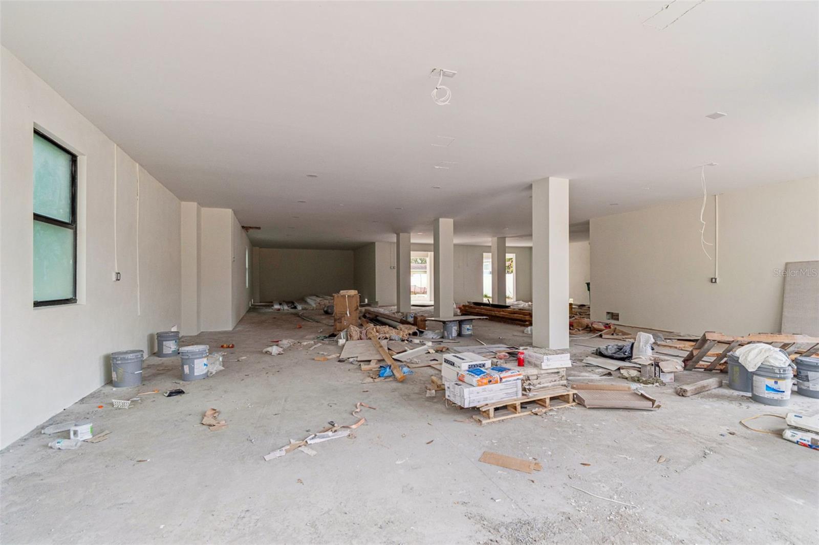 TB8470354 Property Photo