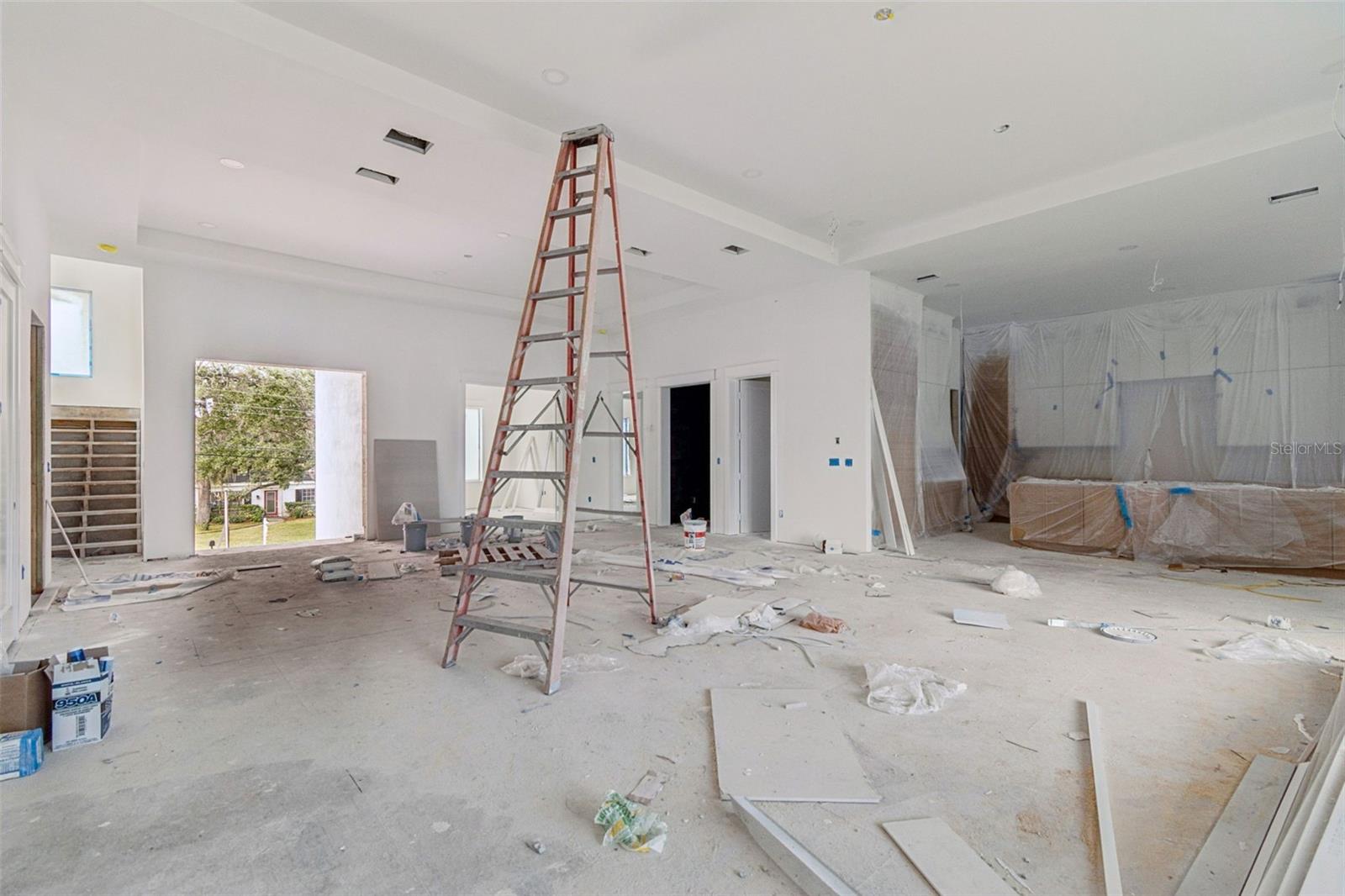 TB8470354 Property Photo