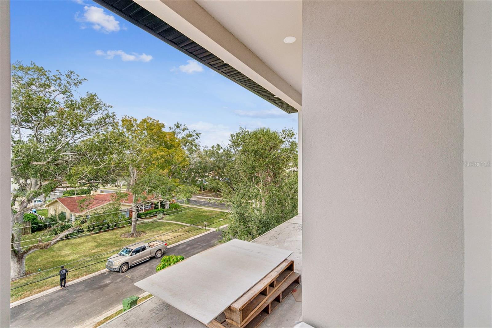 TB8470354 Property Photo