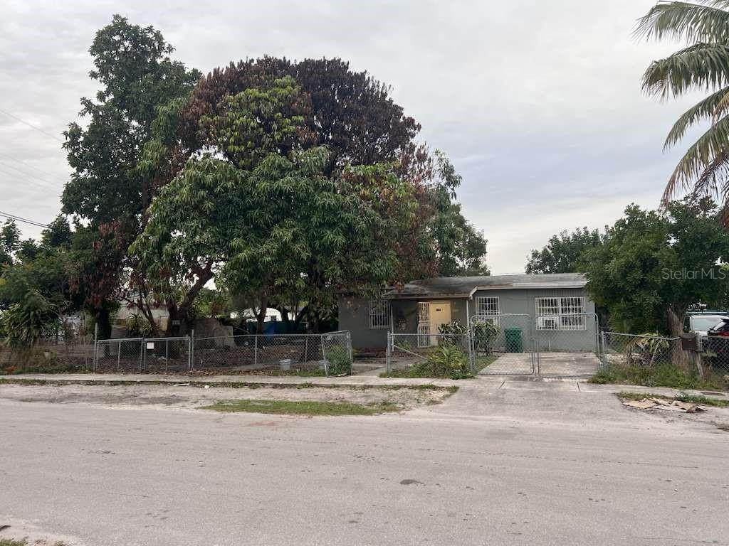 18020 NW 2ND PL, MIAMI, FL, 33169