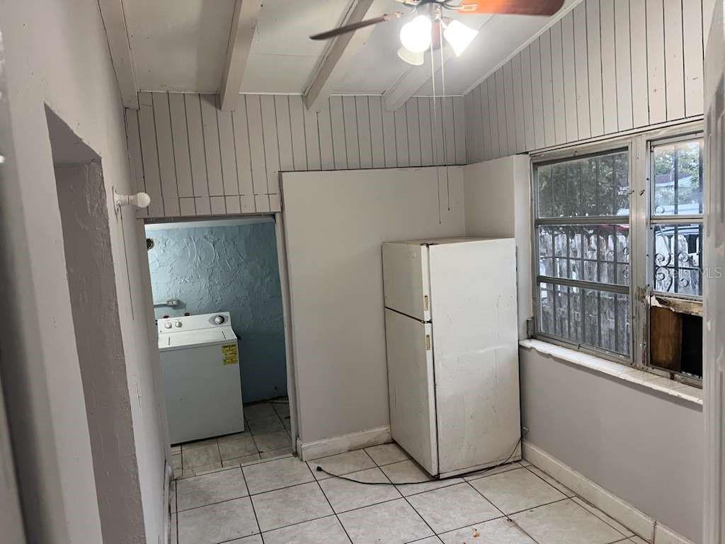 18020 NW 2ND PL, MIAMI, FL, 33169