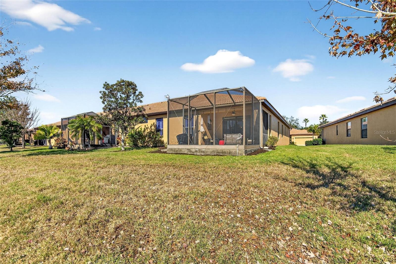 220 SHELL FALLS DR, APOLLO BEACH, FL, 33572