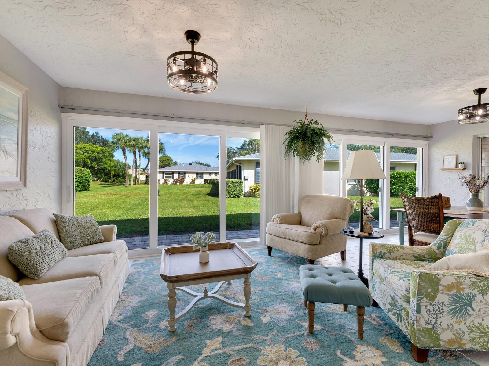 6994 W COUNTRY CLUB DR N, SARASOTA, FL, 34243