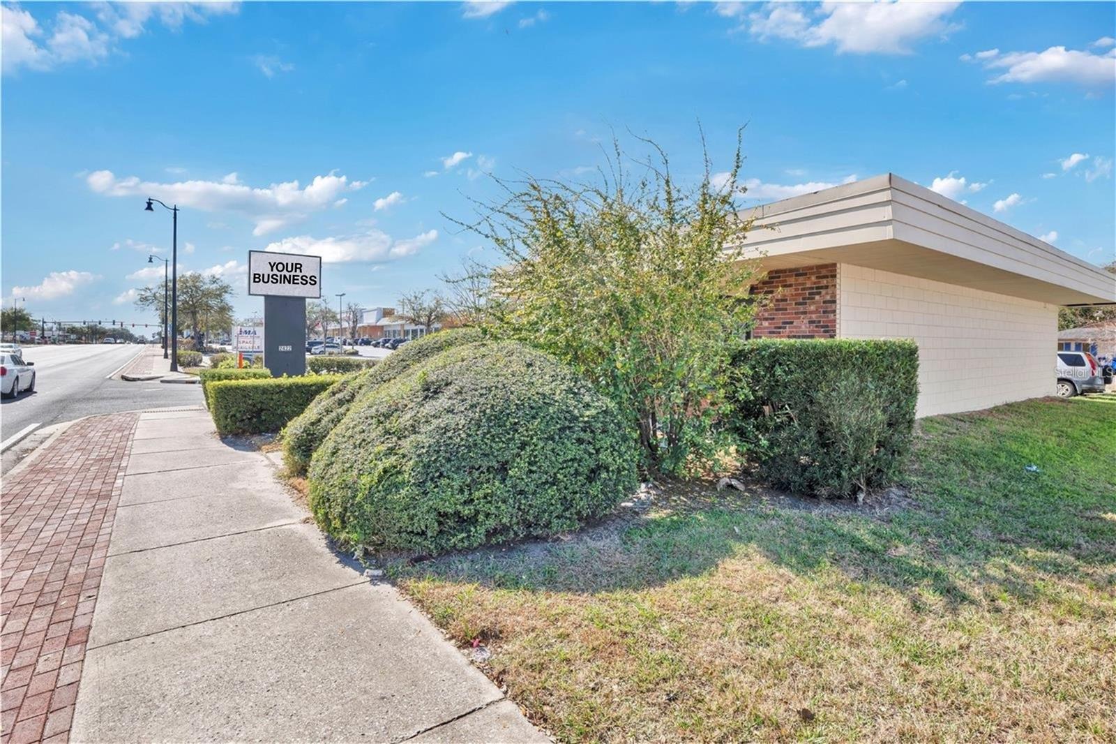 2422 S FRENCH AVE, SANFORD, FL, 32771