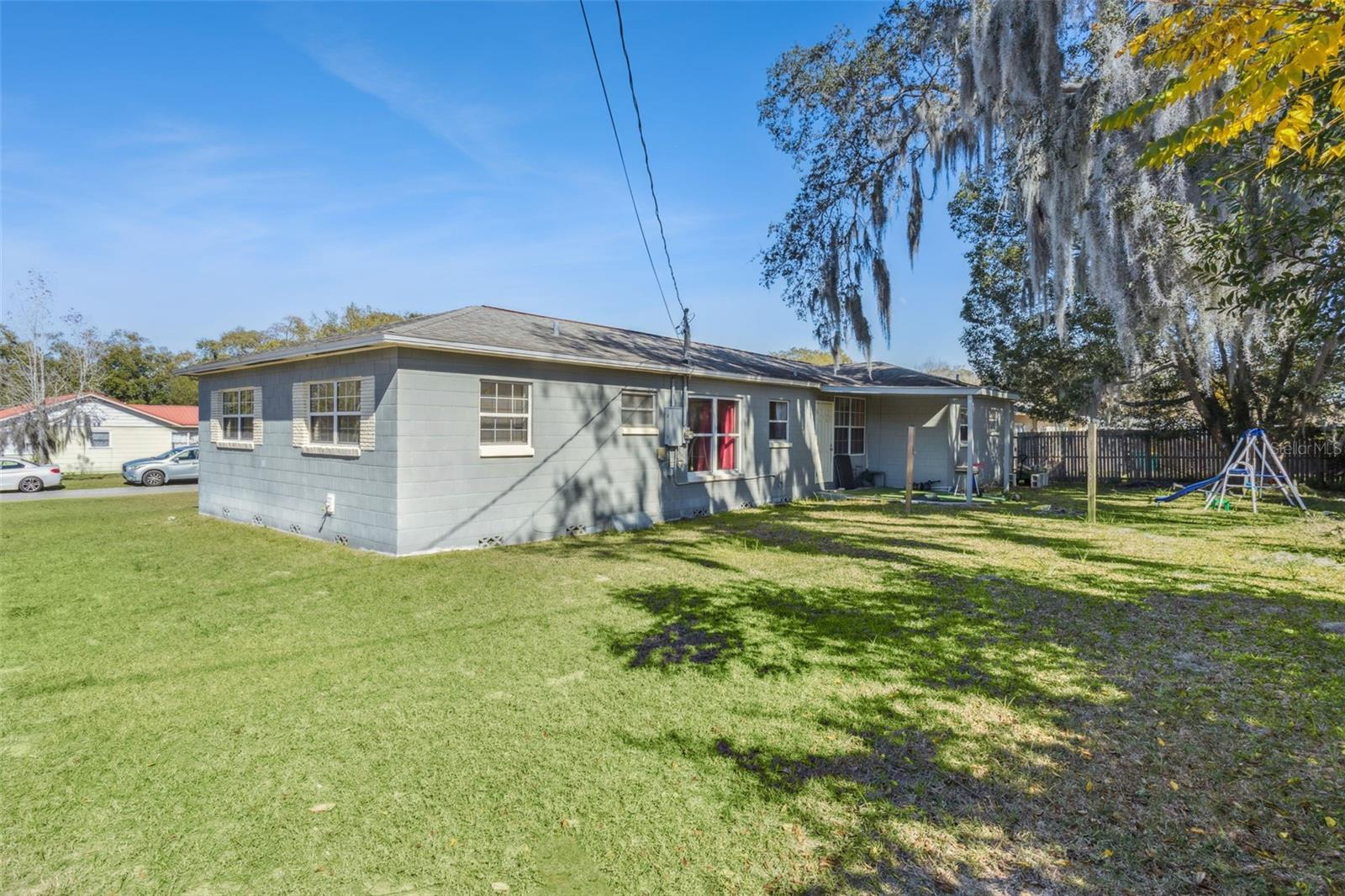 500 E GOTTSCHE AVE, EUSTIS, FL, 32726