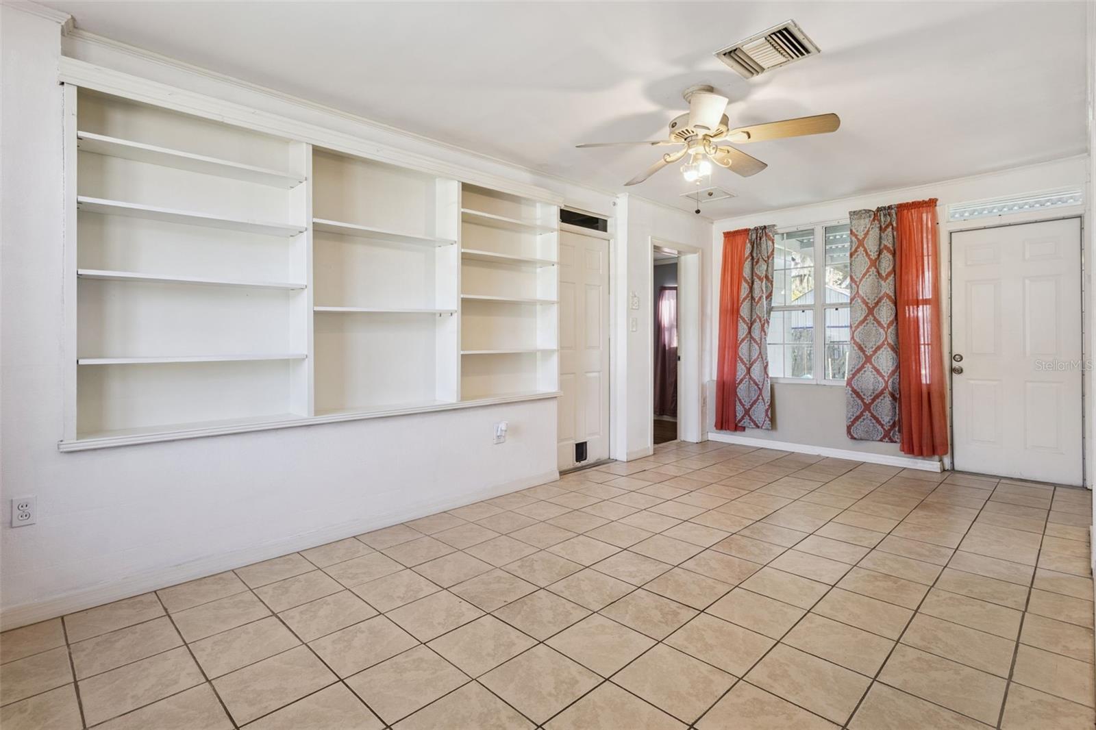 500 E GOTTSCHE AVE, EUSTIS, FL, 32726