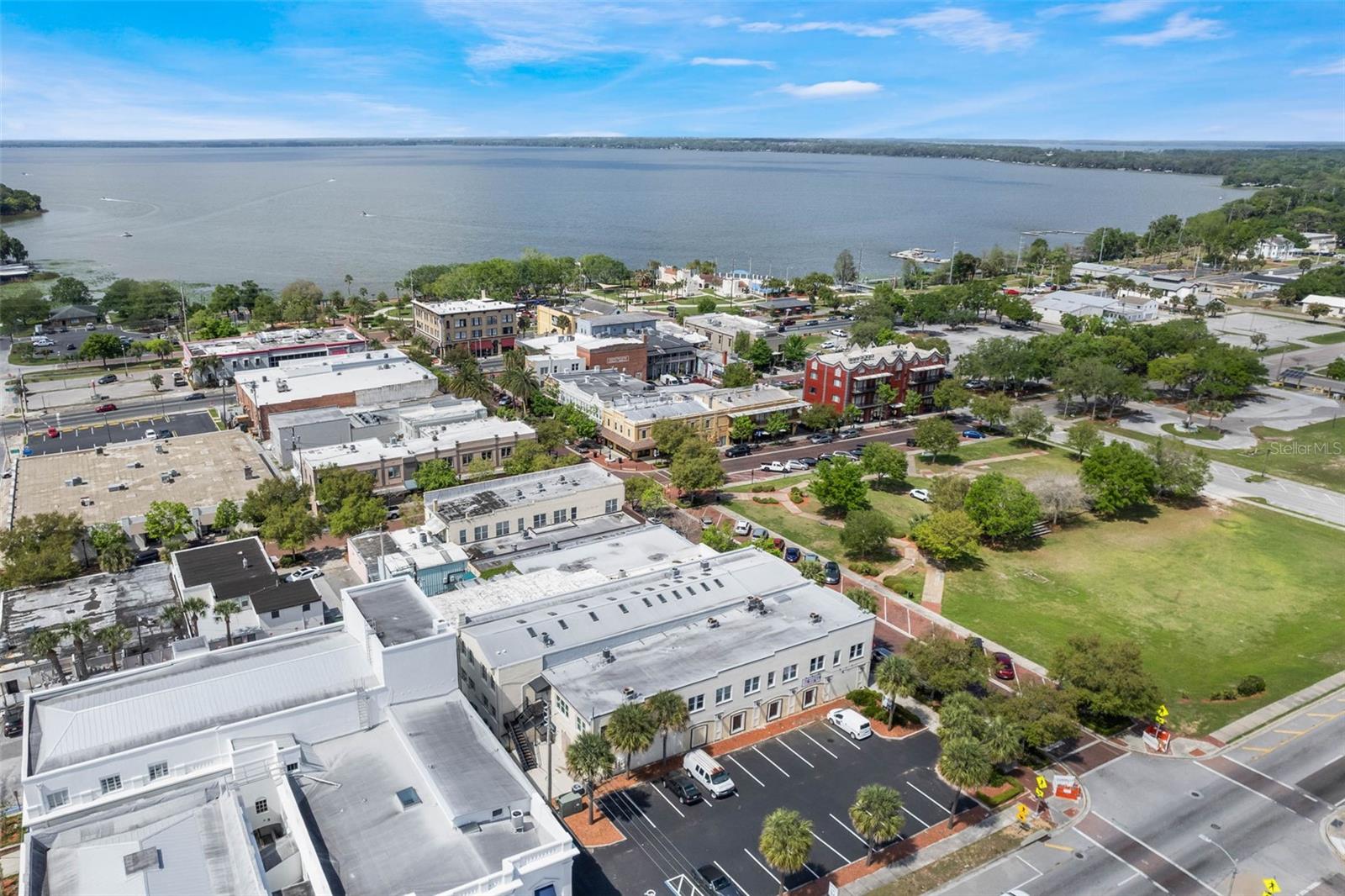 500 E GOTTSCHE AVE, EUSTIS, FL, 32726