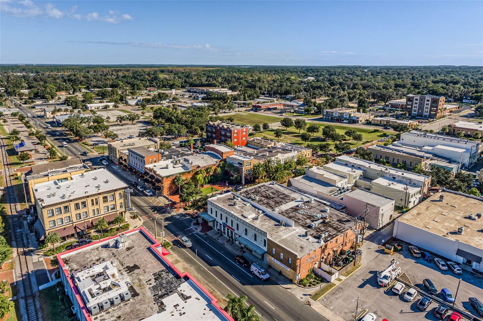 500 E GOTTSCHE AVE, EUSTIS, FL, 32726