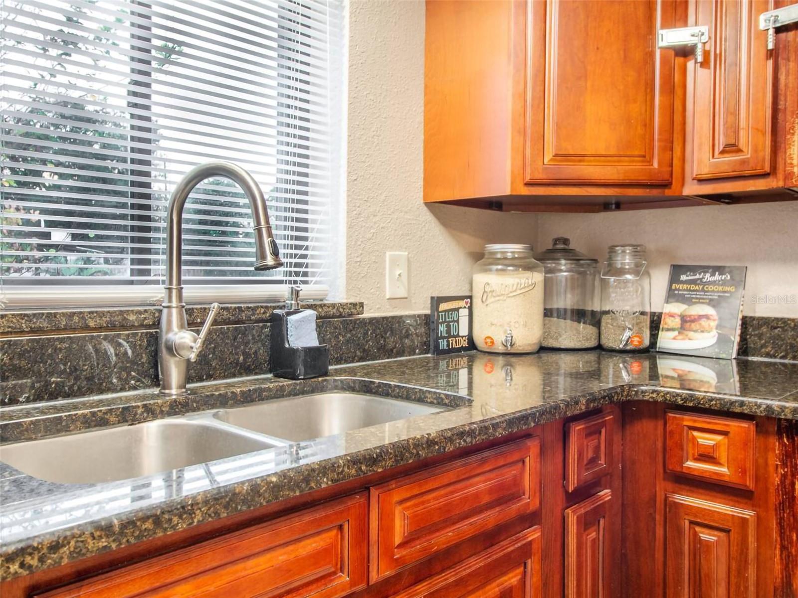 1245 CATALPA LN, ORLANDO, FL, 32806