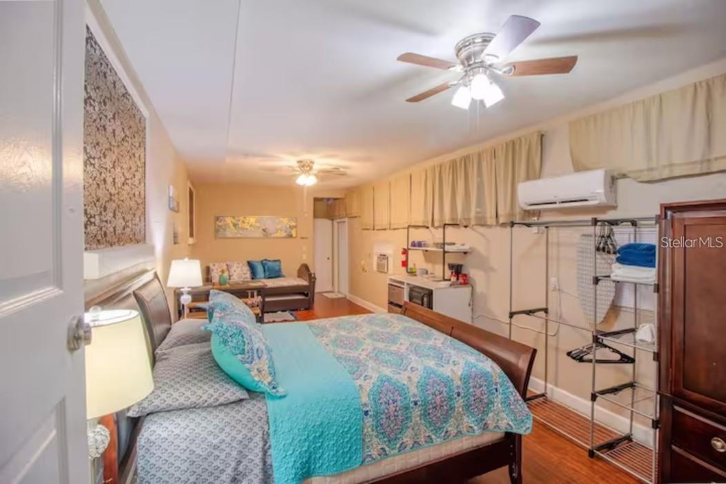 1245 CATALPA LN, ORLANDO, FL, 32806