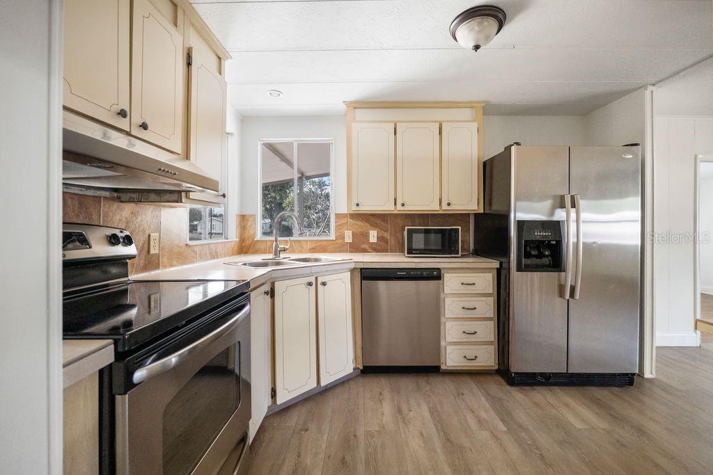 3648 FOX RIDGE BLVD, WESLEY CHAPEL, FL, 33543