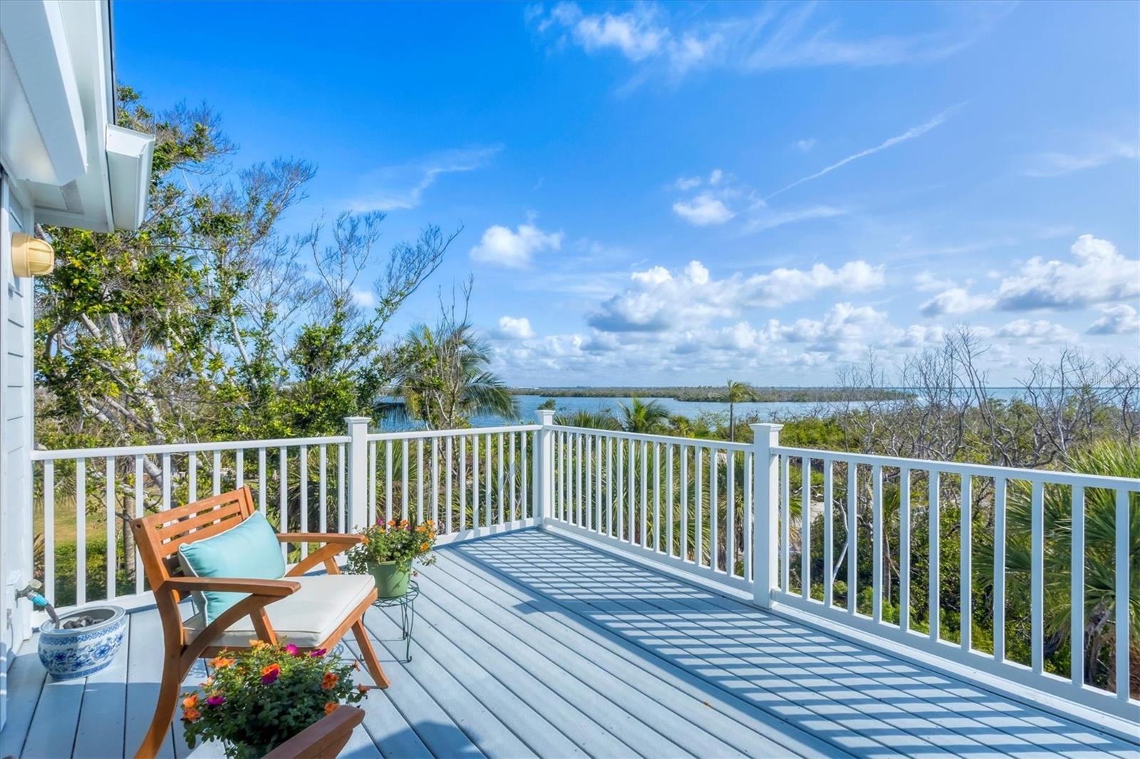 D6145898 Property Photo