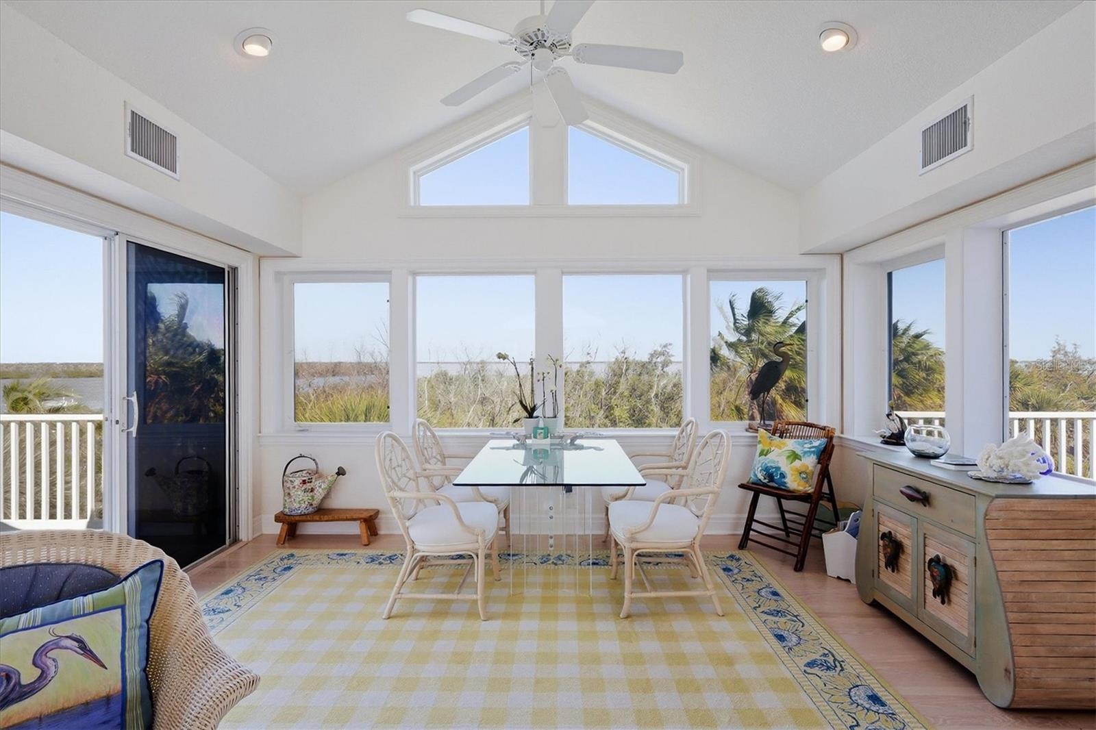 D6145898 Property Photo