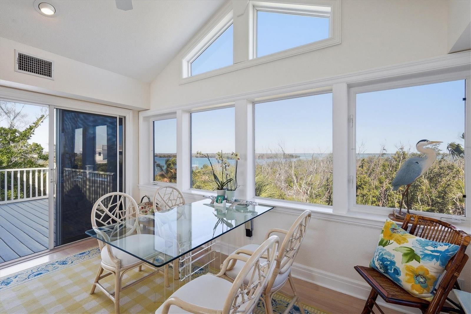 D6145898 Property Photo