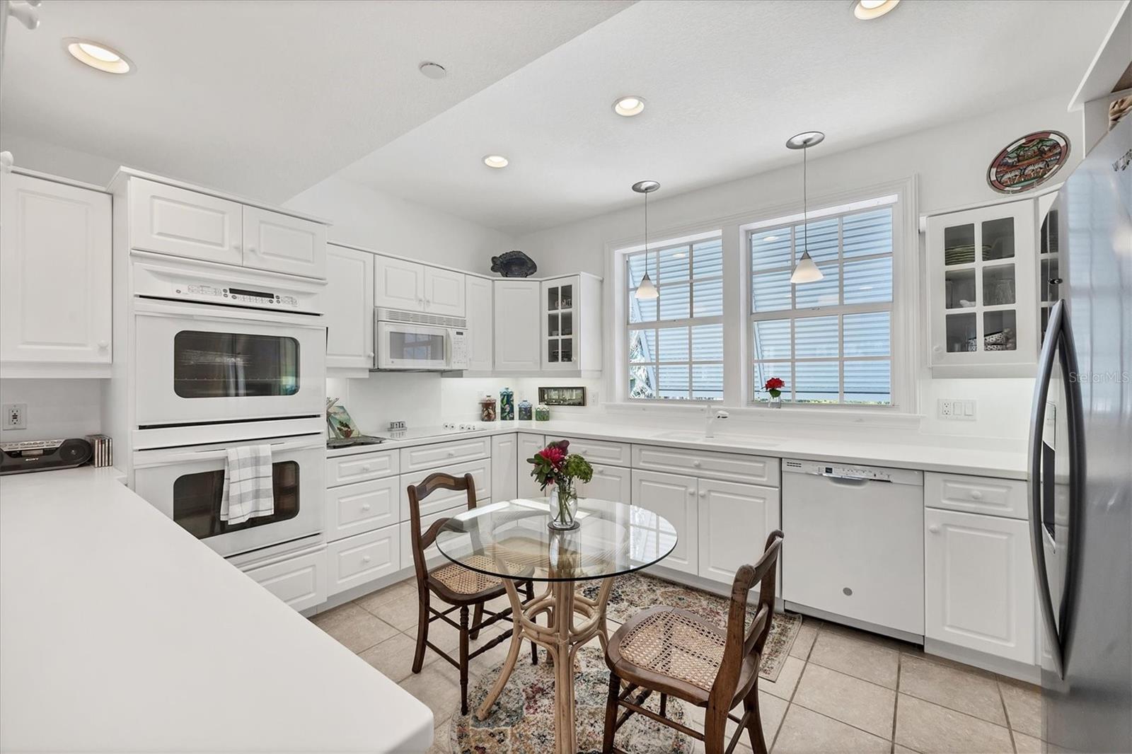 D6145898 Property Photo