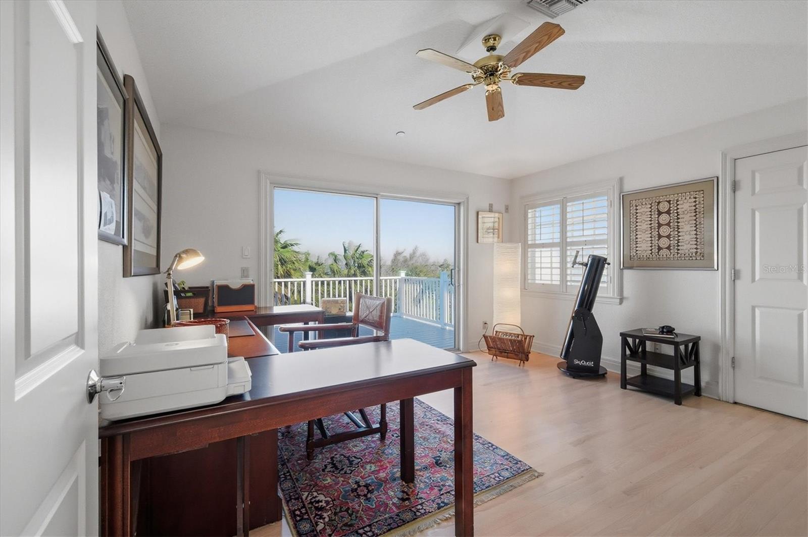 D6145898 Property Photo