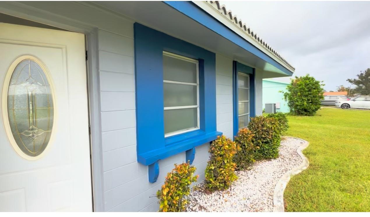 448 BLOSSOM AVE NW, PORT CHARLOTTE, FL, 33952