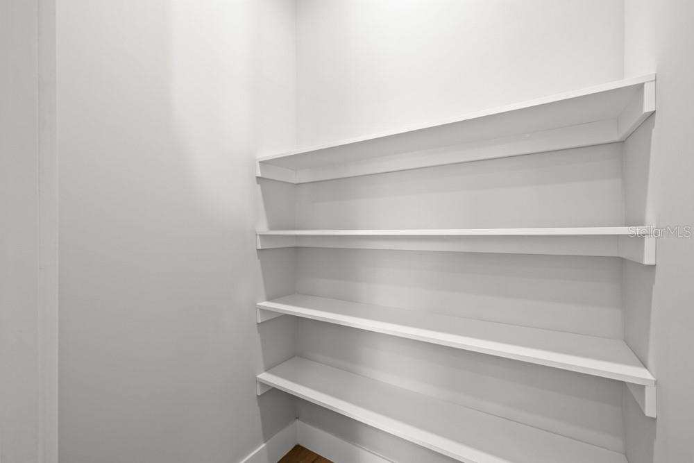 1217 CLOVERLAWN AVE, ORLANDO, FL, 32806