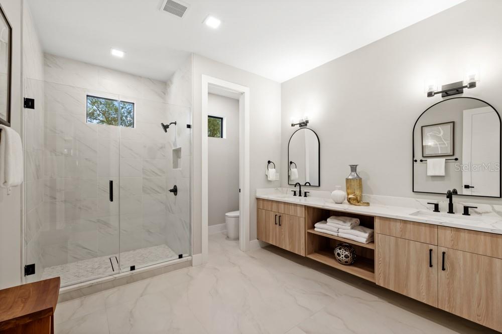 1217 CLOVERLAWN AVE, ORLANDO, FL, 32806