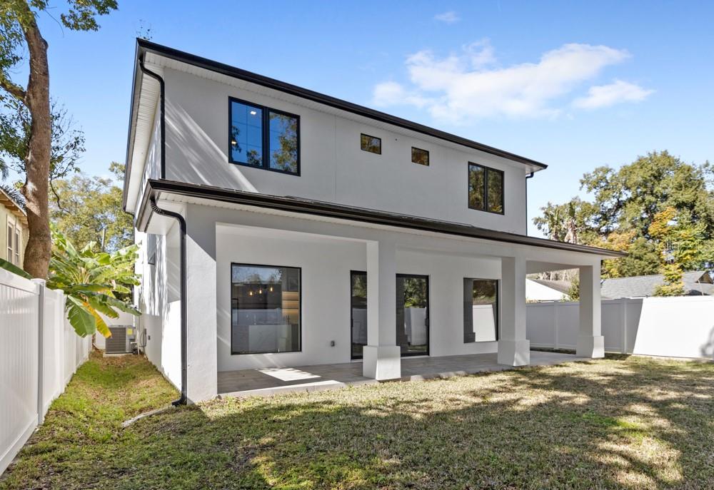 1217 CLOVERLAWN AVE, ORLANDO, FL, 32806