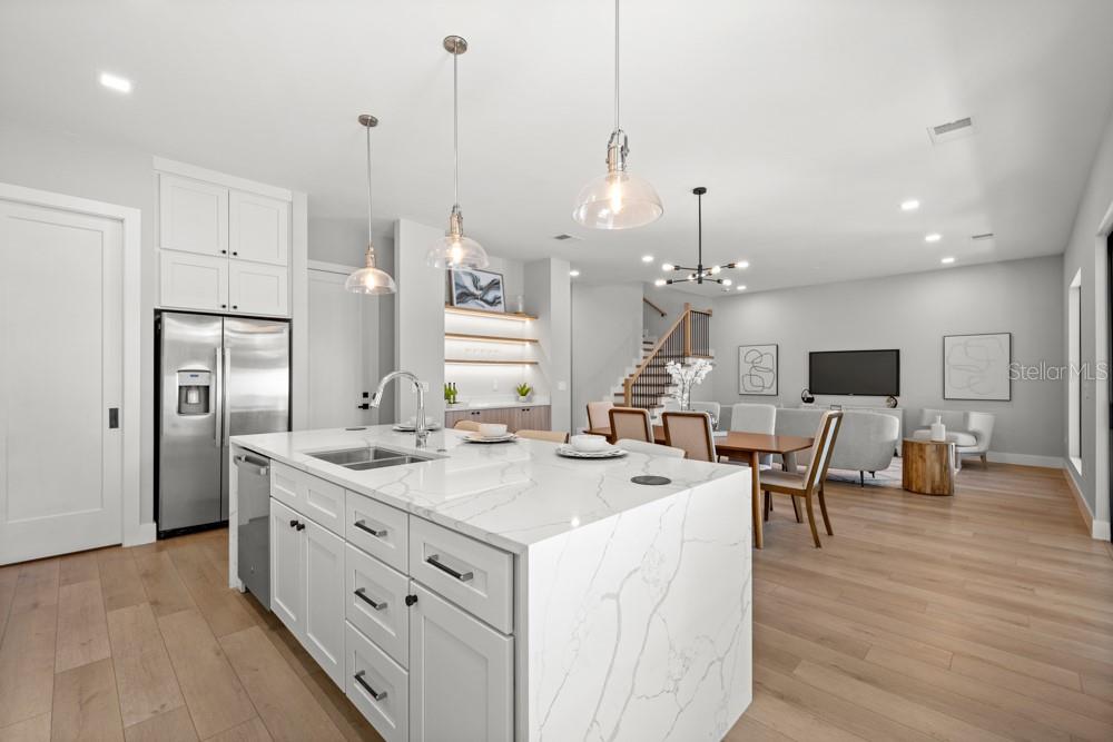 1217 CLOVERLAWN AVE, ORLANDO, FL, 32806