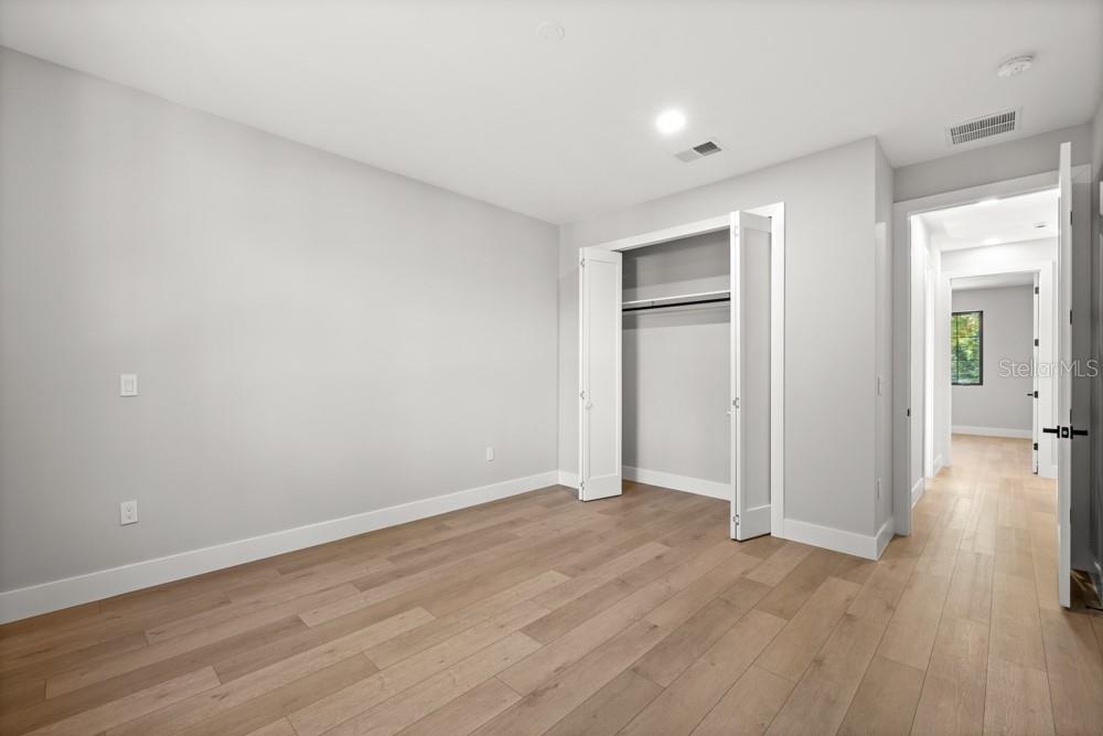 1217 CLOVERLAWN AVE, ORLANDO, FL, 32806